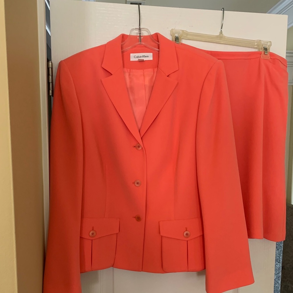 Calvin Klein Coral 2-pc Suit, Size 14